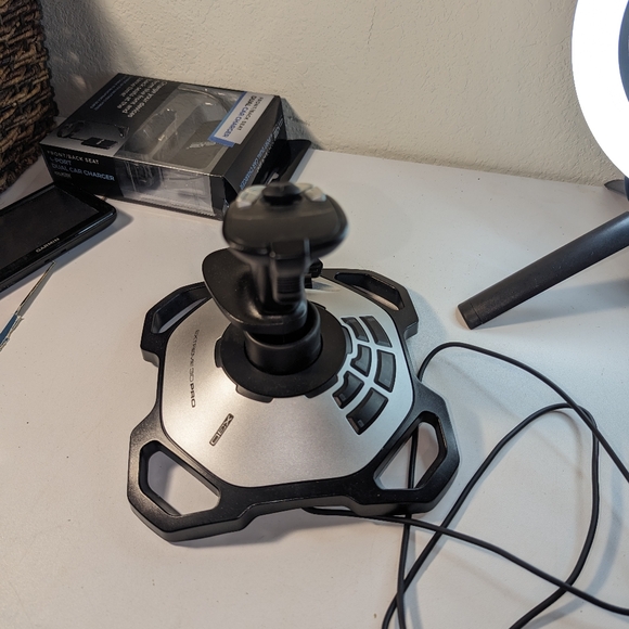 Logitech Extreme 3D Pro X3D Joystick Flightstick PC Controller - Wingman Attack - Picture 6 of 7